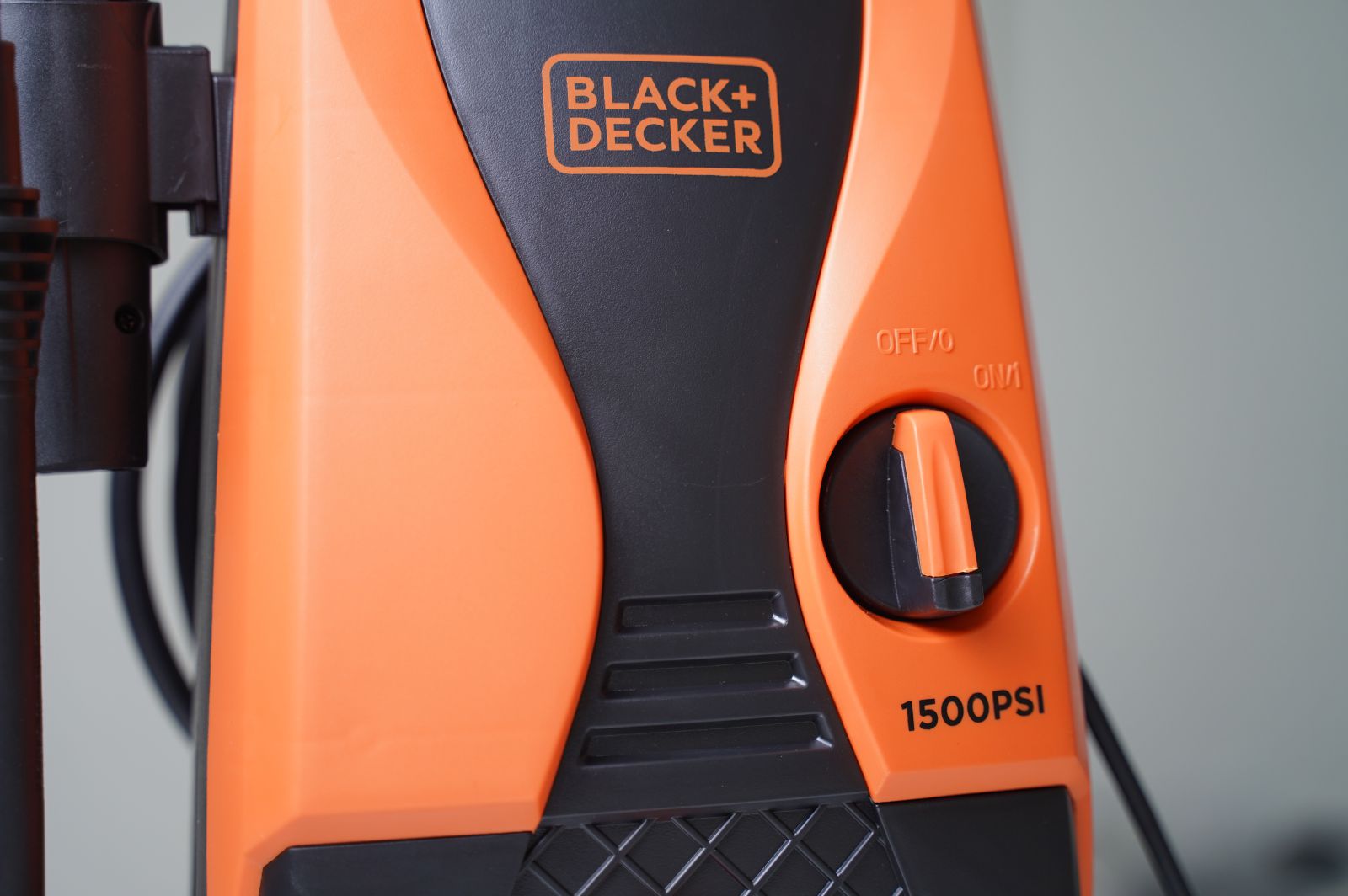 Máy phun xịt áp lực Black & Decker-PW1450TD-B1